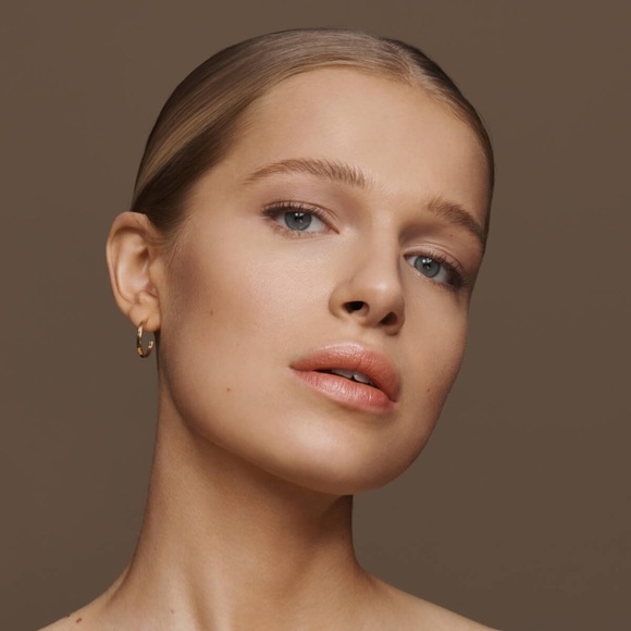 CODE 8 am/pm tinted lip balm - Picture 2 of 10